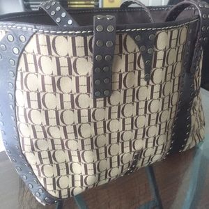 AUTHENTIC CH Carolina Herrera